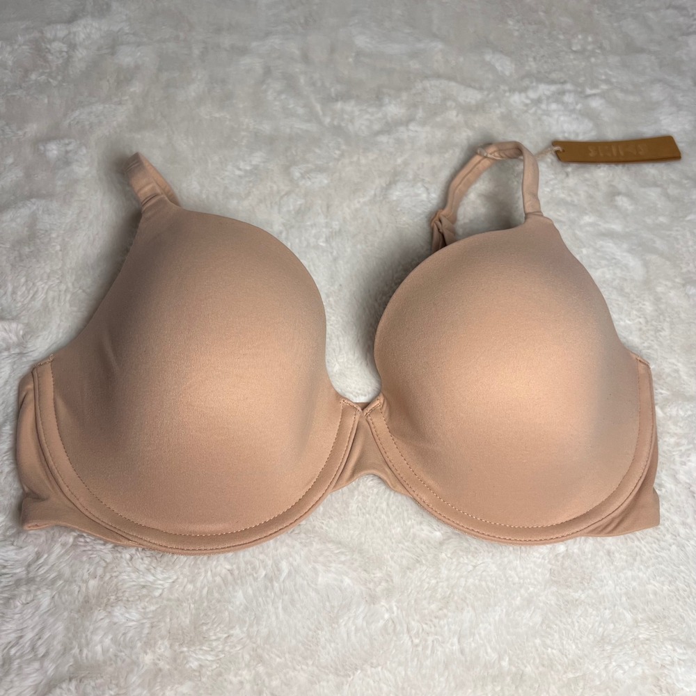 SKIMS T-Shirt Bra Mica Color 32DD Underwire Plunge Adjustable Straps Seamless
